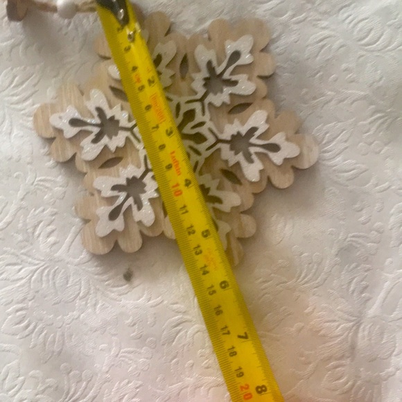 🔥NWT🔥6”x5” NATURA SNOW FLAKE ORNAMENT - Picture 6 of 6